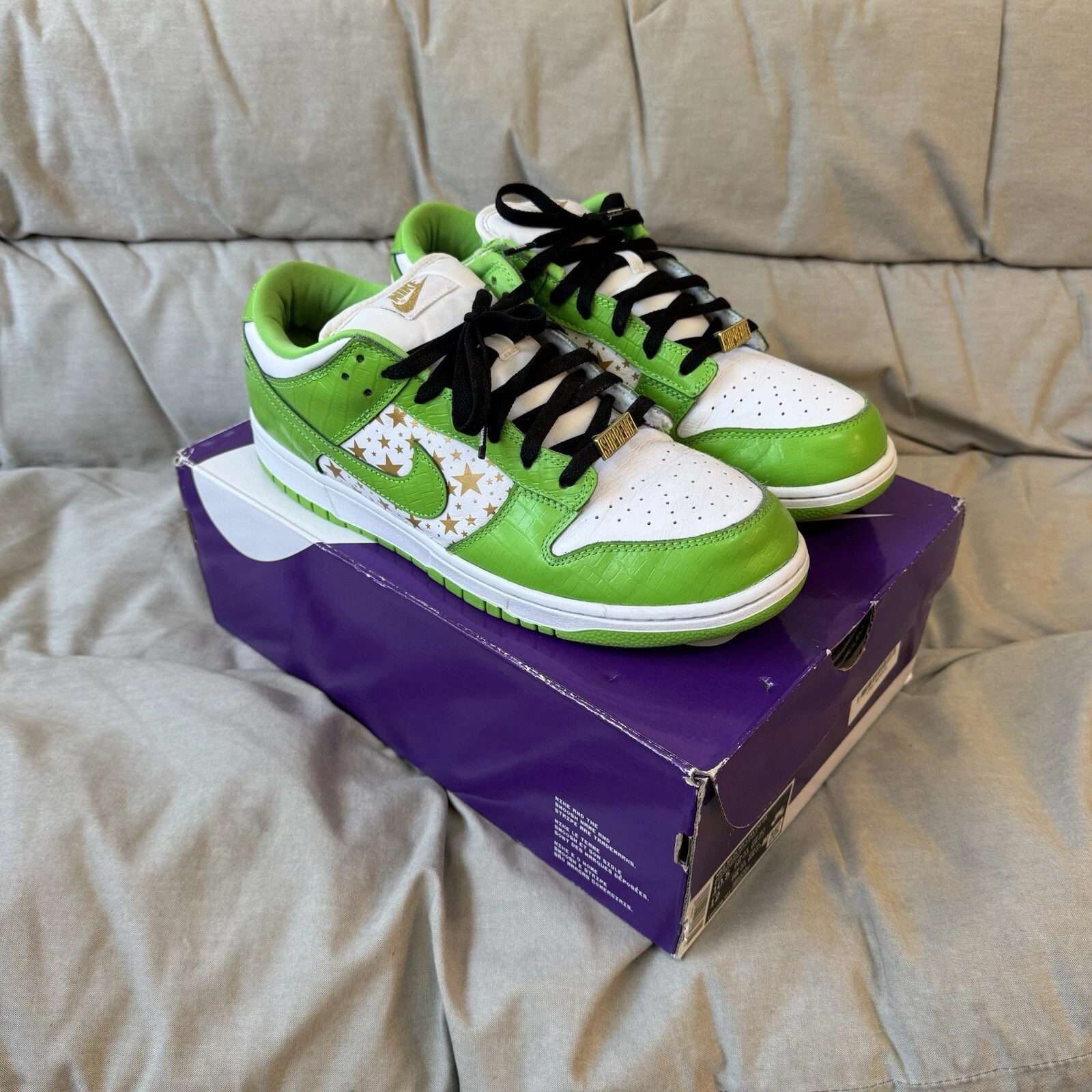 Supreme Nike SB Dunks Low Stars vert moyen UK 9,5