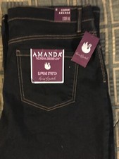 Women's Gloria Vanderbilt "Amanda" size 18 average black jeans