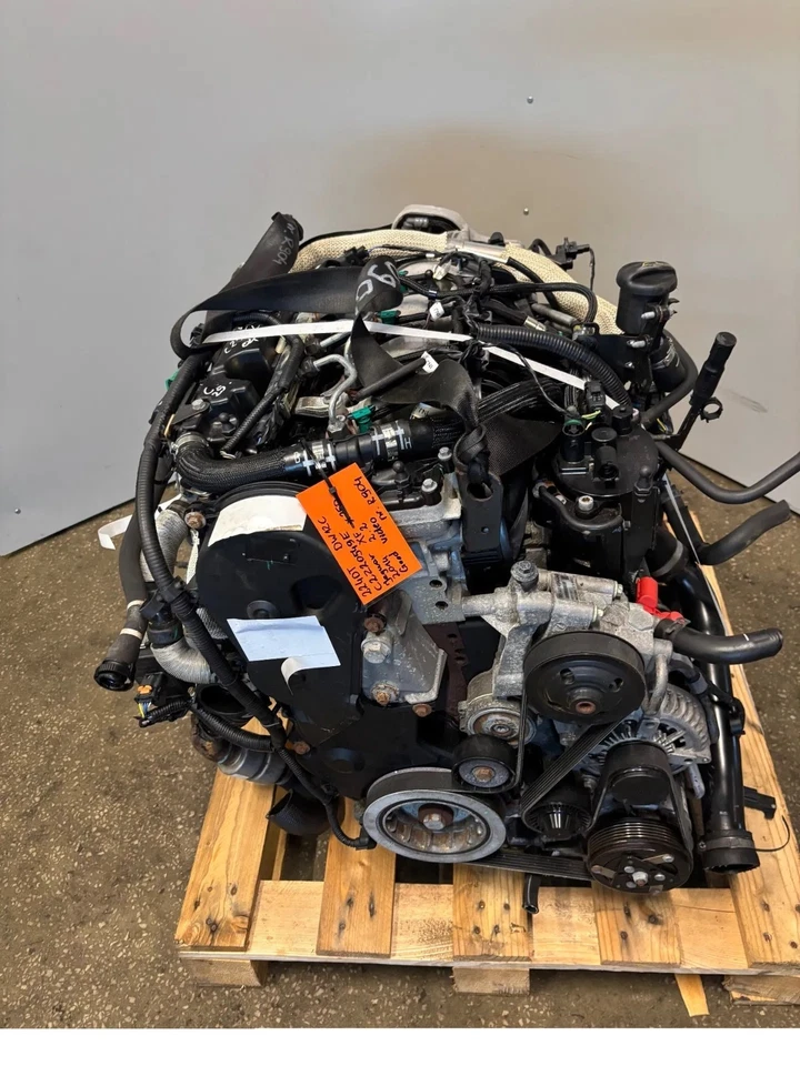 Motor komplett 224DT Jaguar XF X250 2.2 EURO5 BJ 2014 147kW 200PS - Bild 1 von 4