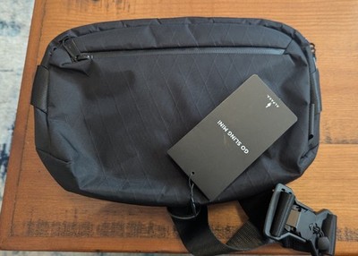 Go Sling Mini Black VX42 - Limited Edition
