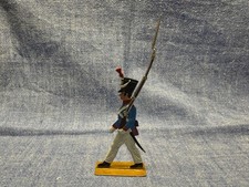 Zinnsoldat / Größe: 100 mm mit Gewehr / handbemalt