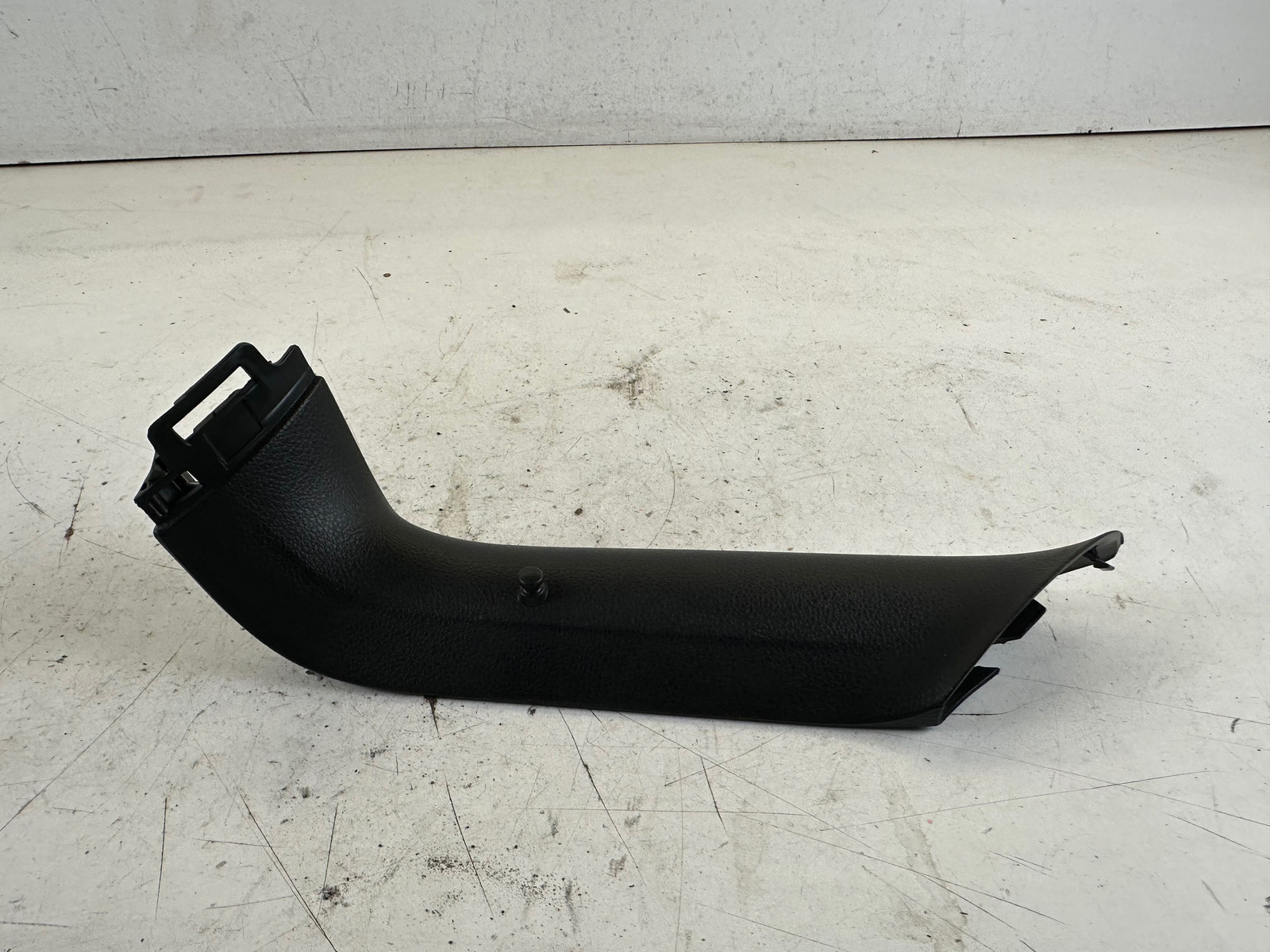 VW Golf R Right Rear Hatch Trunk C Pillar Trim MK7 MK7.5 15-19 OEM 5G6 867 714 C
