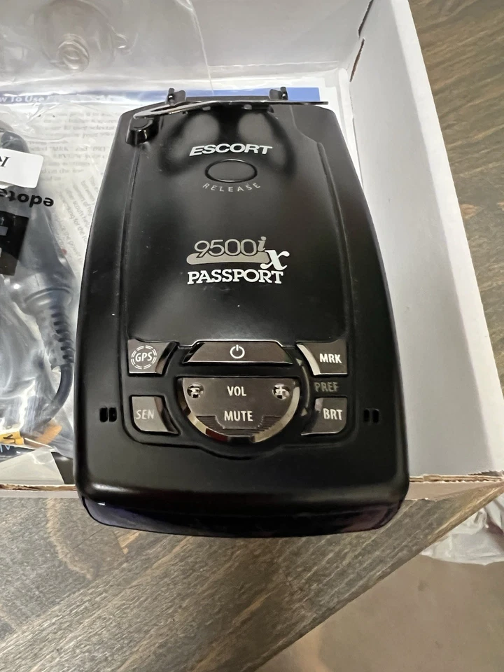Escort Passport 9500ix Radar Detector with Blue Display - Windshield Mount  - Image 4 of 4