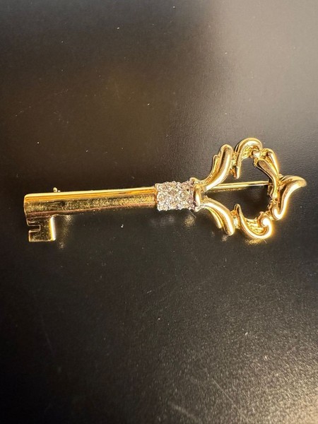 Nina Ricci Vintage Gold Key Brooch with Rhinestones