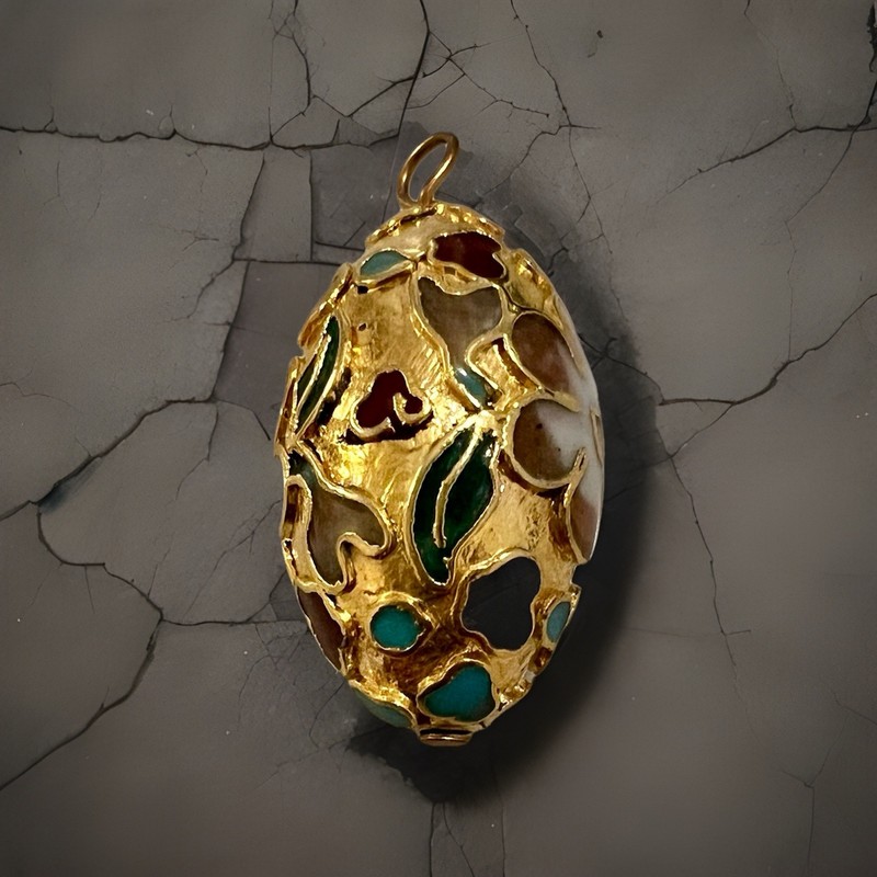 Vintage Colorful FLOWERS Enameled Cloisonne Egg Gold Pendant