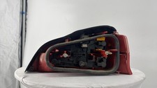 Feu arrière Peugeot 106