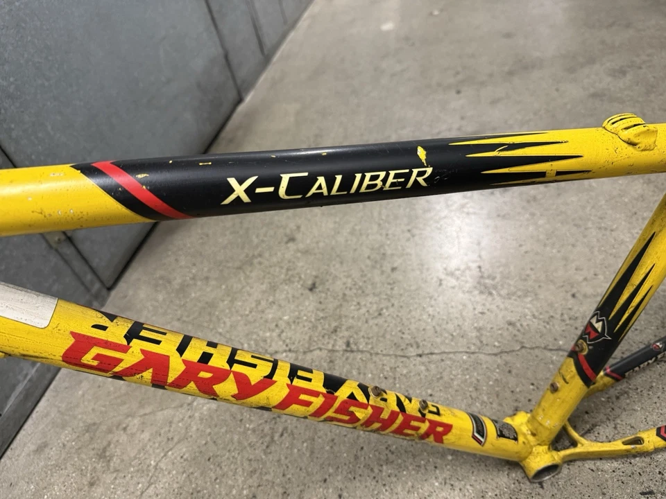 Vintage GARY FISHER X-CALIBER Mountain Bike EASTON FRAME - Image 2 of 4