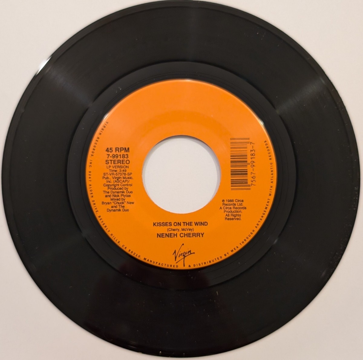 Neneh Cherry – Kisses On The Wind – Virgin – 7-99183 – 1988
