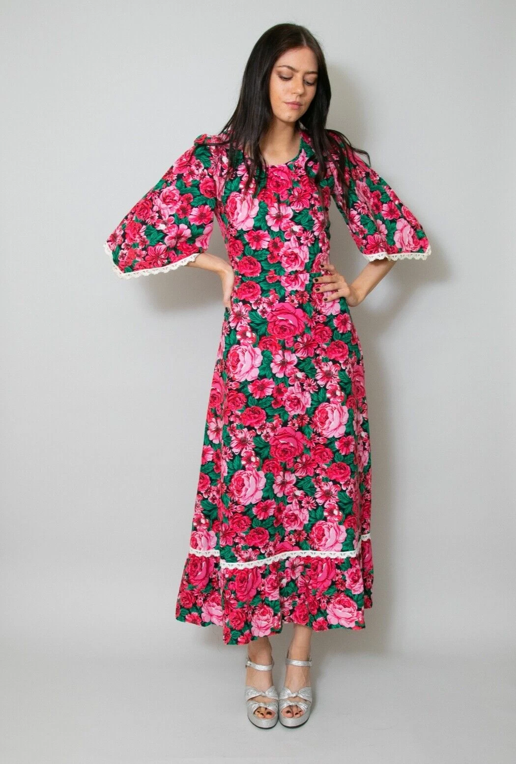 70's Vintage Pink Green Floral Fluted 3/4 Sleeve Cotton Prairie Midi Dress
