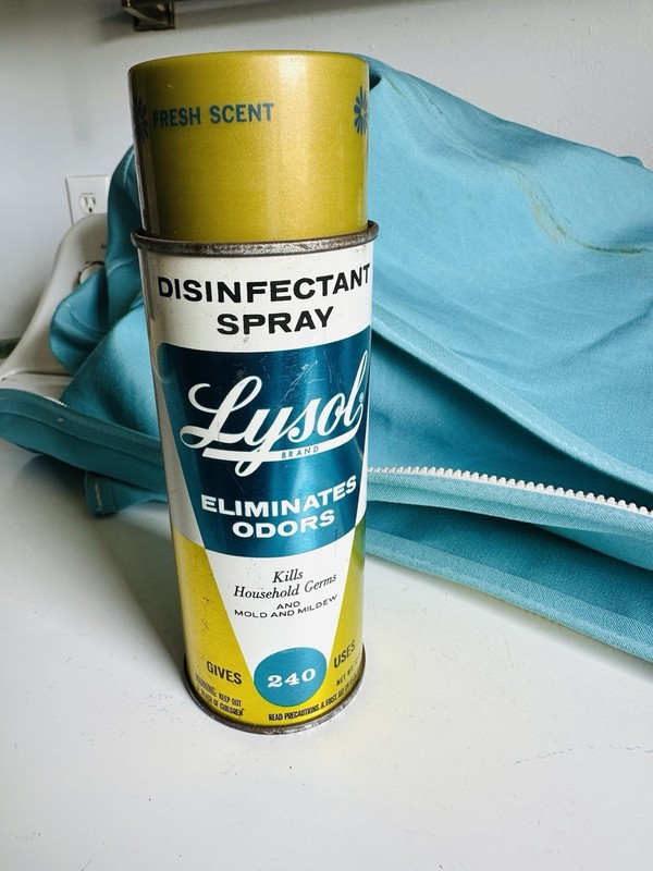 Vtg Gold Lysol Spray Can W Cap 12 Oz Full Fresh Scent Prop Advertising Retro 240