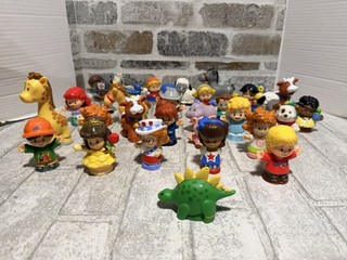 Large Lot Of 34 Fisher Price Little People