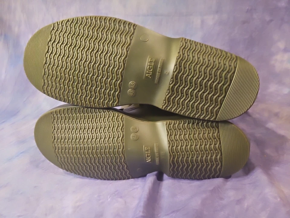 Botas de Lluvia de Jardinería Aigle Verde Caqui con Insertos Talla 12 ¡Excelente Estado! Foto 3 de 4