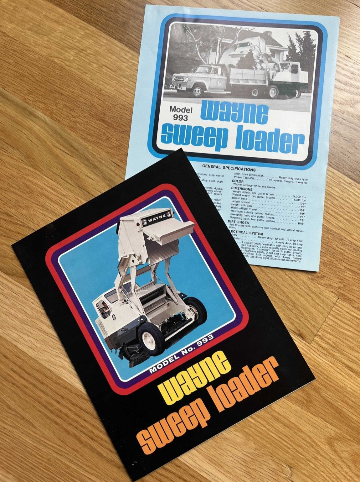1972 WAYNE Sweep Loader Model 993 Sales Brochure + 993 Gen Spec Sheet insert