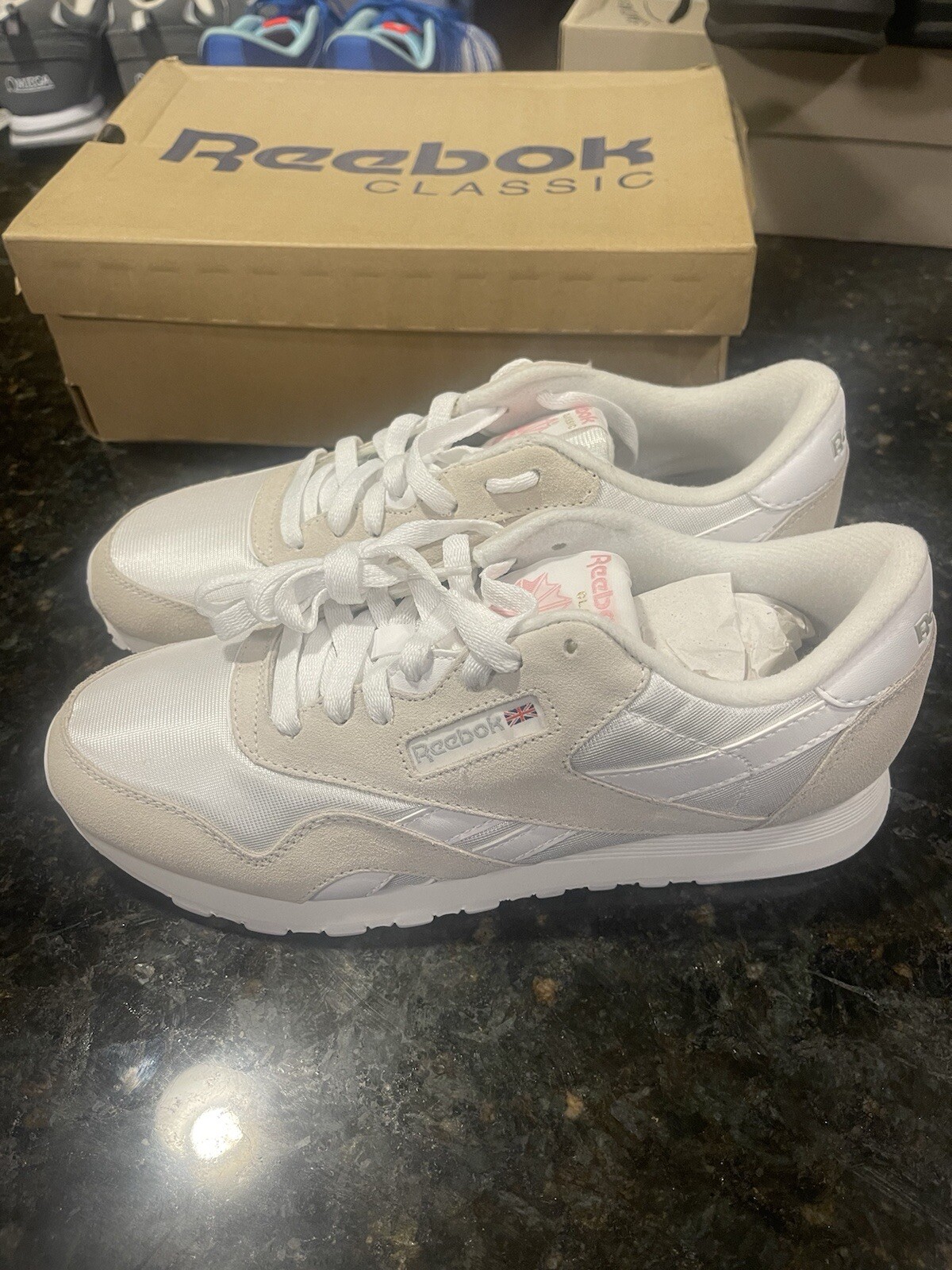 Reebok Women's Classic Nylon Suede 1-6394 Wht/Lt Grey Shoes Sneakers New Size 10