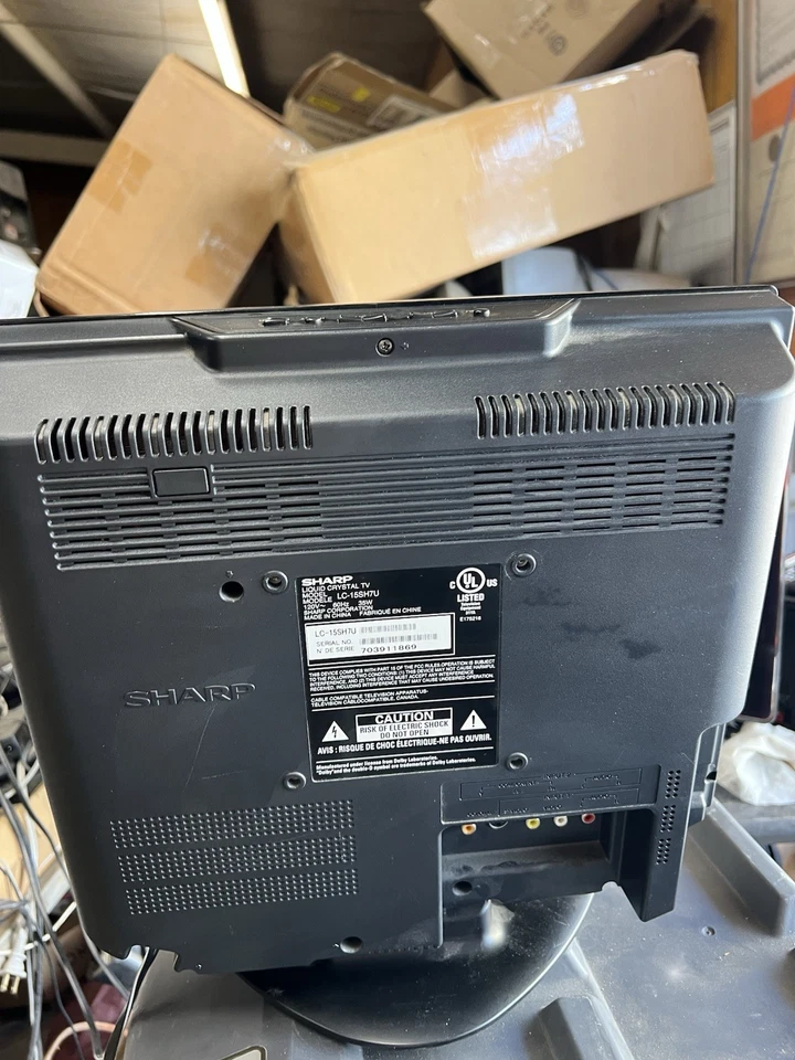 Sharp Liquid Crystal TV LC-15SH7U 15 Inch LCD TV No Remote Retro Gaming - Image 2 of 4