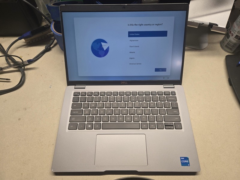 Dell Latitude 5420 | i5 2.6Ghz | 32GB | 1TB | pretty beat