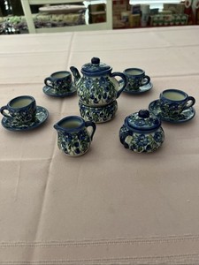 HTF Polish Pottery Child’s Miniature 14pc bolesławiec child tea set