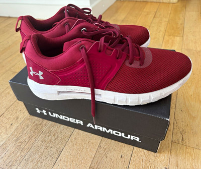 Under Armour HOVR Herren Sneaker Sportschuh burgunder/weiß EU 44 Mesh