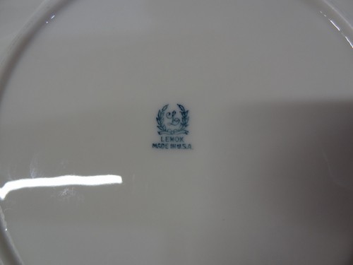 Vintage LENOX Wheat Pattern China R-442 Salad Dessert Bread 9” Plate Beige Gold - Picture 6 of 7