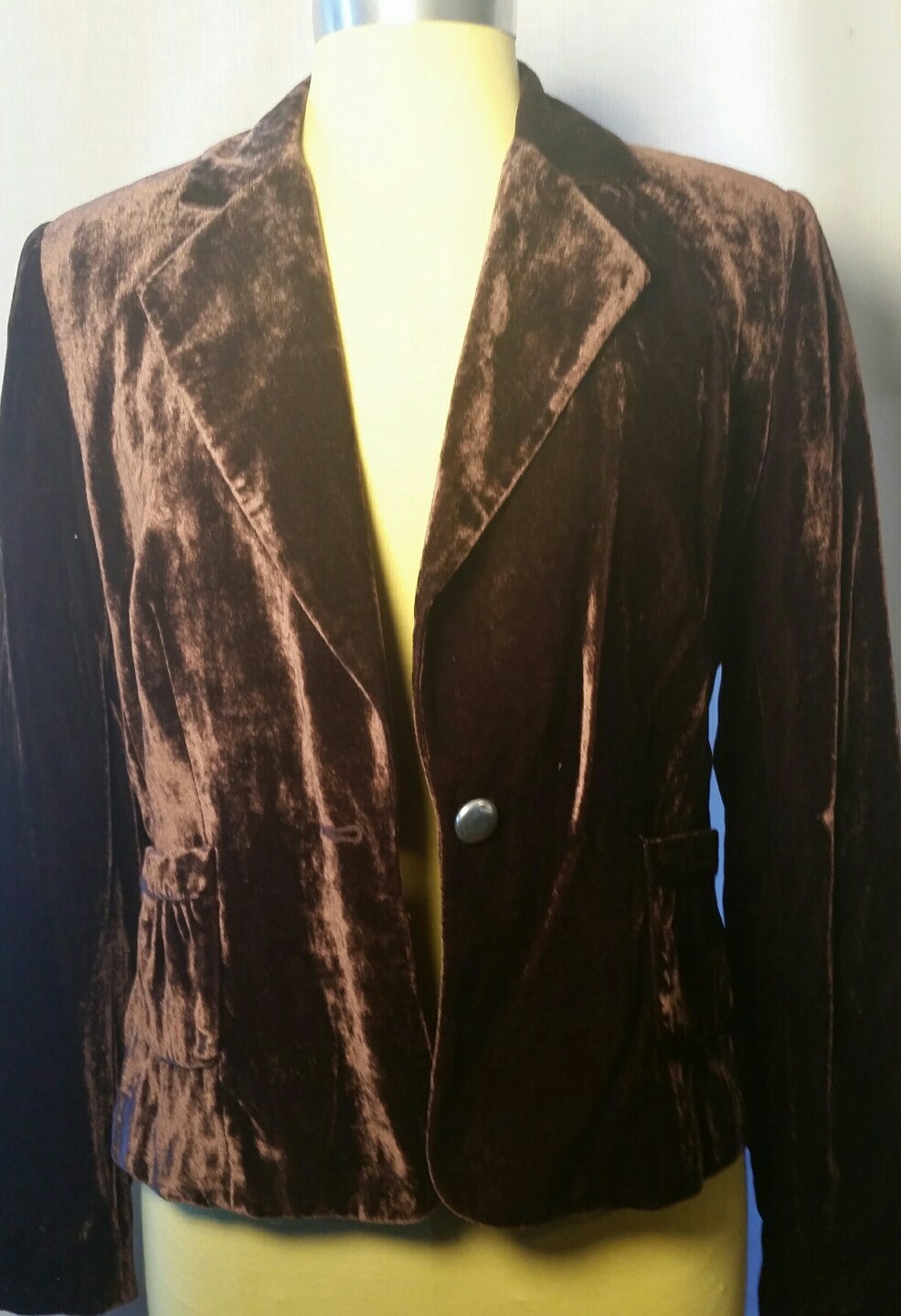 Picture 1 of 6