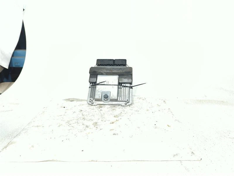 2015 Audi A4 Engine Control Module ECM 8K0907852A Used 33K Miles OEM - Imagem 2 de 4