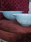 VINTAGE 2 Pyrex Turquoise Butterprint Cinderella Nesting Bowl ~ 2 & 4 Quarts