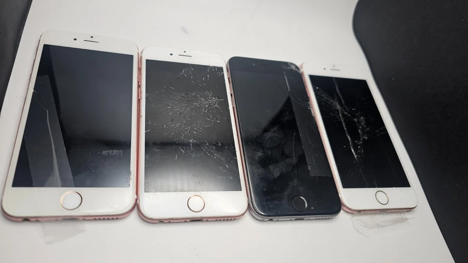 Lot of 4 Apple iPhone 6s A1633 - *FOR PARTS* - Image 4 of 4