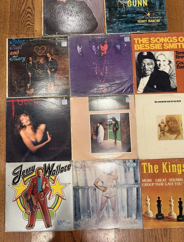 Lot of 11 Records.  50s 60s 70s 80s Carly Simon Peter Paul Mary Devito Penguin - Image 3 of 4