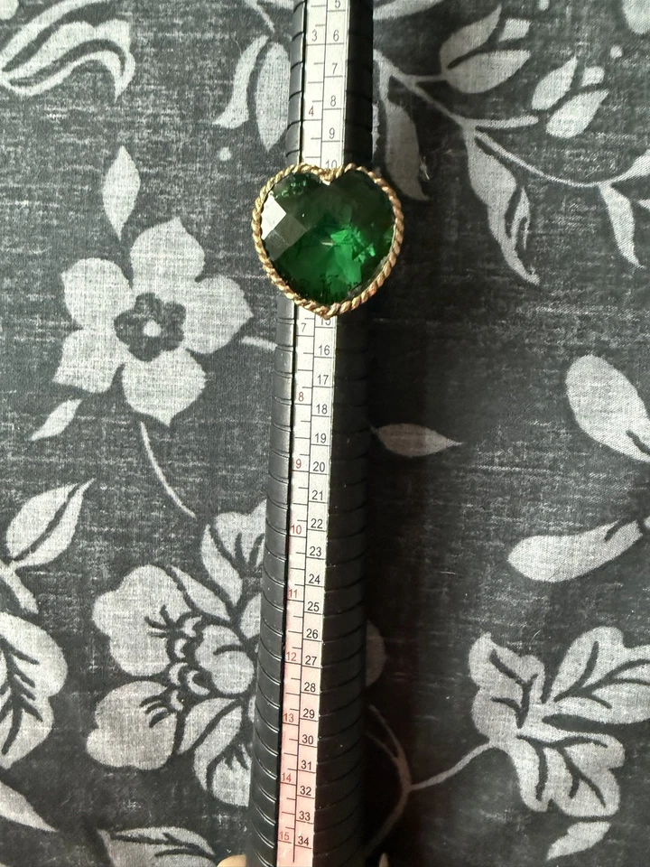 Sajen Bronze Ring by Marianna and Richard Jacobs Amore Heart Shape Green Quartz - Image 2 of 4