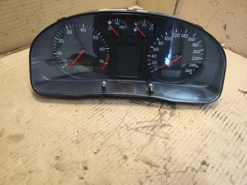 VW PASSAT Variant B5 3B5 Kombiinstrument 110008919020 3B1919860 1.60 34889899