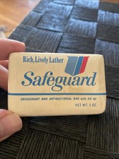 NEW Vtg SafeGuard Antibacterial Deodorant Bar Soap White Beige 1oz