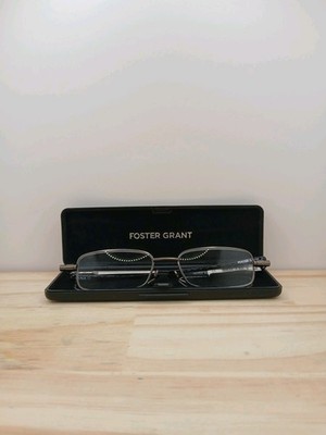 Foster Grant Fold Flat Reader Glasses w/ Slim Compact Hard Case
