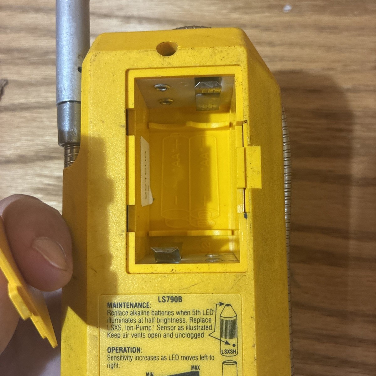 CPS Leak-Seeker LS790B Electronic Refrigerant Leak Detector (2D