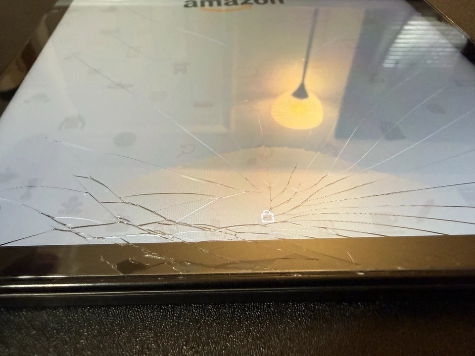 Amazon Fire Max 11 Gray 11" 4GB RAM 64GB Android Tablet Broken Screen - Image 2 of 4