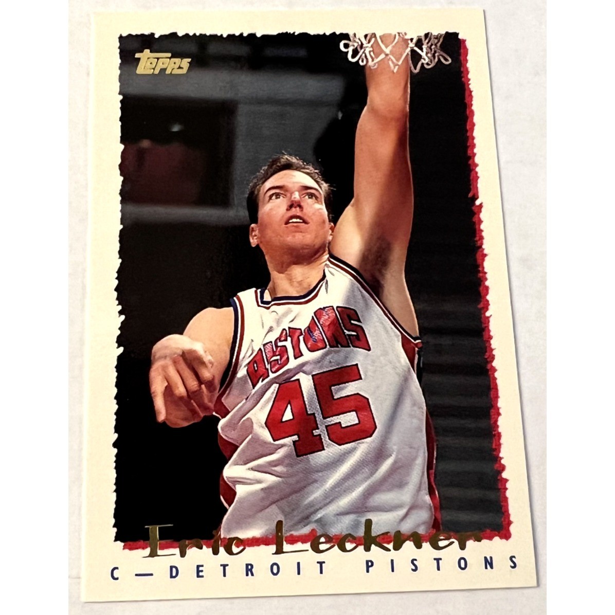 1995 Topps #268 Eric Leckner Detroit Pistons NBA