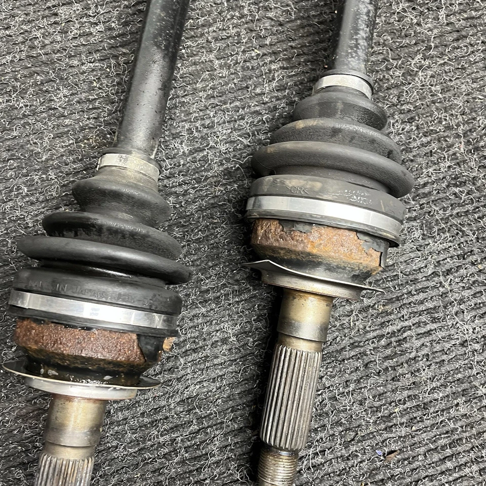 ☑️ Par de eje delantero derecho izquierdo Subaru Impreza WRX 2008-2014 OEM Foto 3 de 4