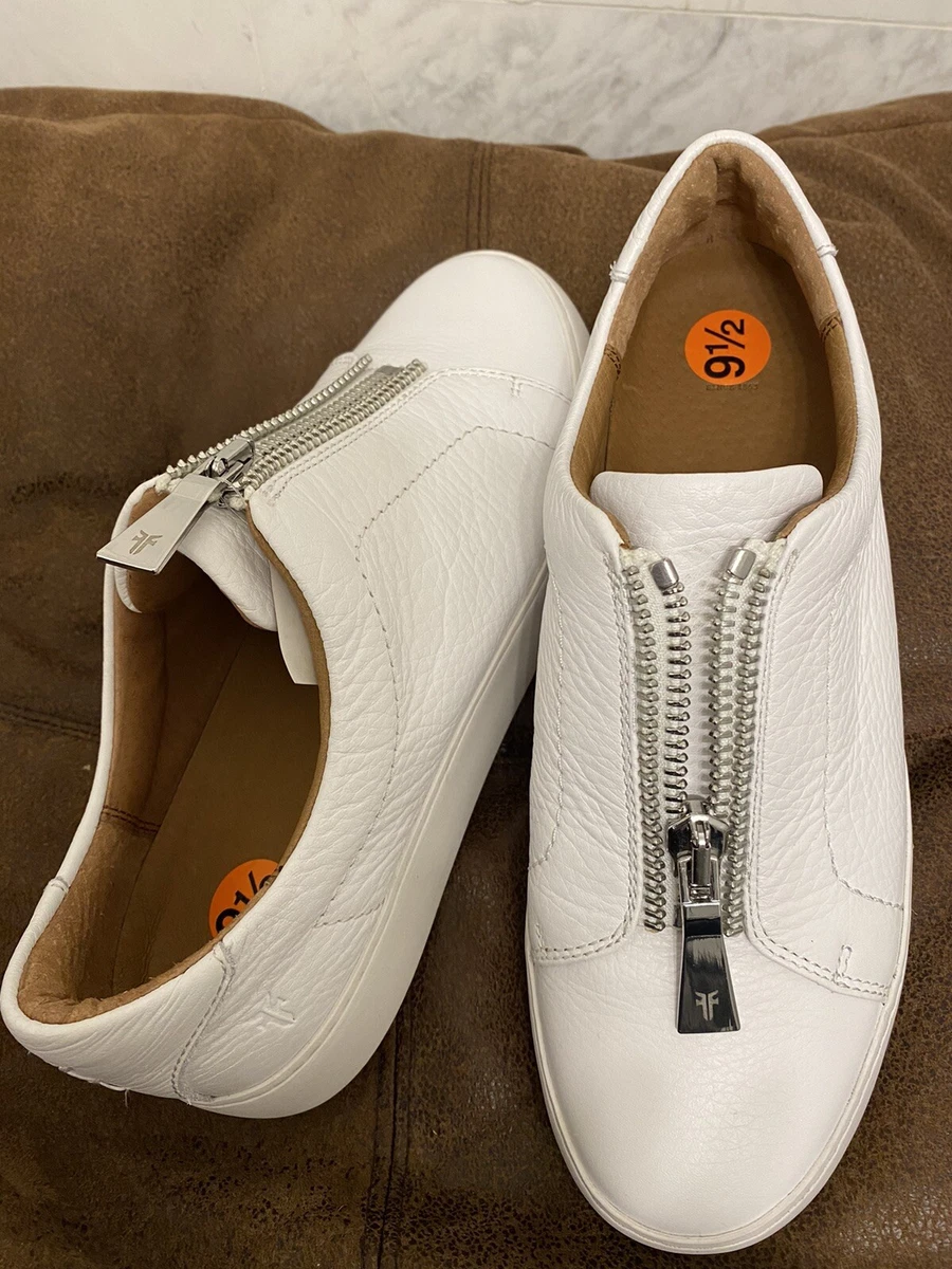 Lena deals zip low