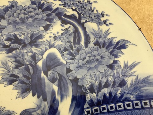 Huge Antique Arita Kajiwara Kiln Japanese Blue & White Handpainted Charger, 22" - Picture 5 of 12