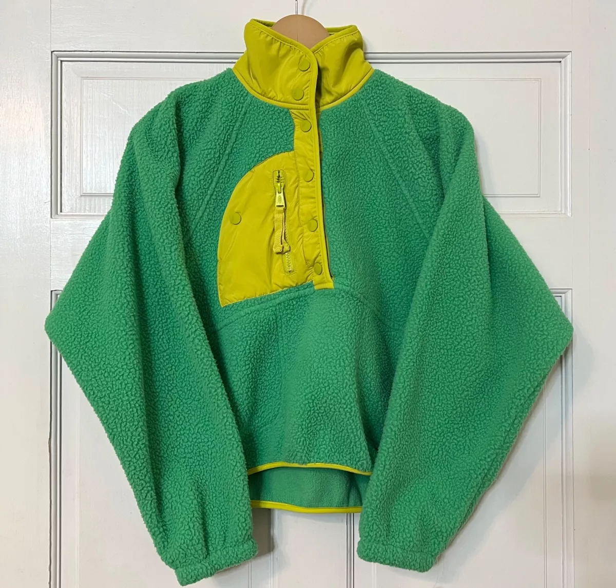 Colorblock fleece online pullover