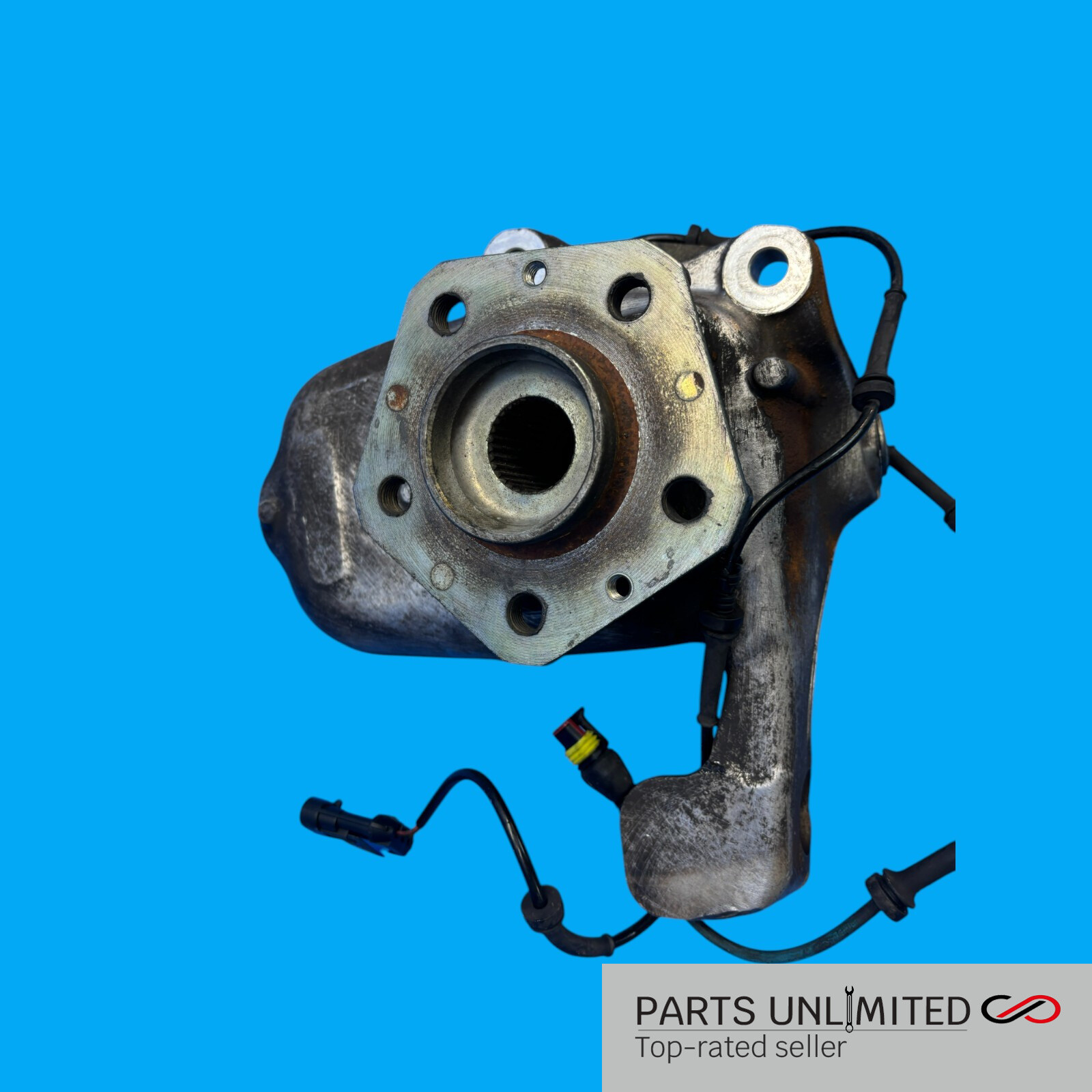 03-08 Maserati Quattroporte M139 OEM Front Right Pass. side knuckle spindle hub