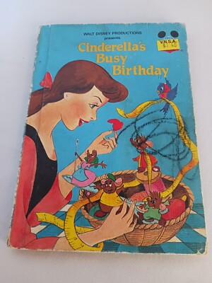 Cinderella's Busy Birthday (Disney's Wonderful World of Reading) Paperback Book