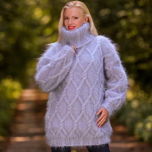 Thick gray mohair sweater turtleneck 