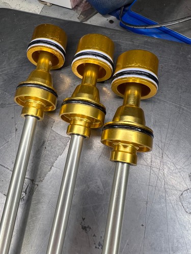 RockShox Zeb, New Take off Buttercup complete air shafts 150-190mm - Picture 3 of 3