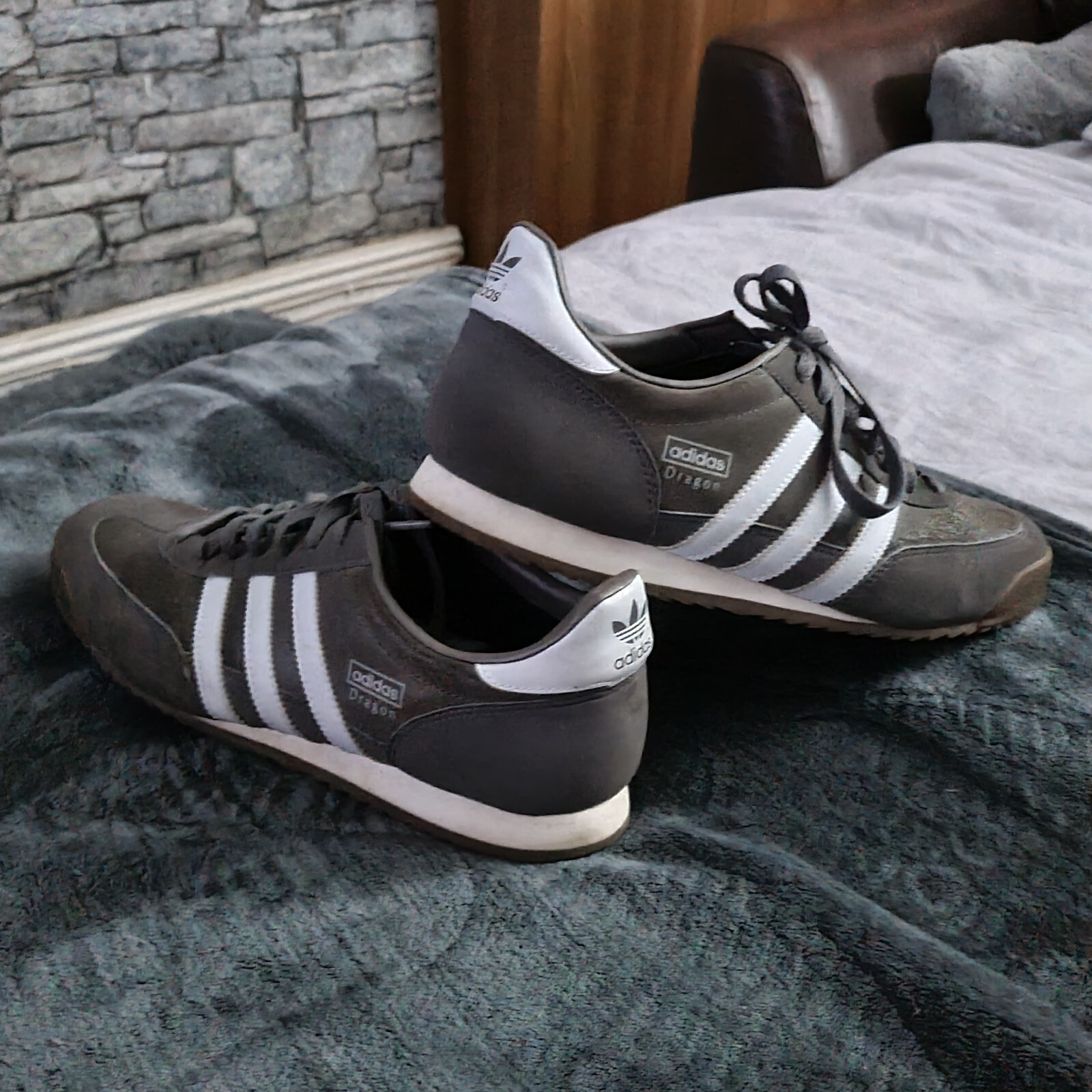 adidas dragon trainers size 10