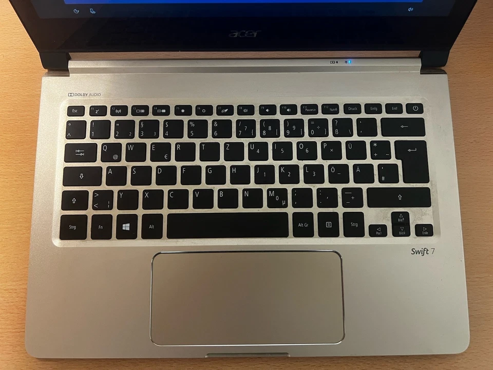 Acer Swift 7 SF713-51 Ultrabook Gold | 13,3" FHD, i5 | 8GB RAM | 256GB SSD,Win10 - Bild 3 von 4