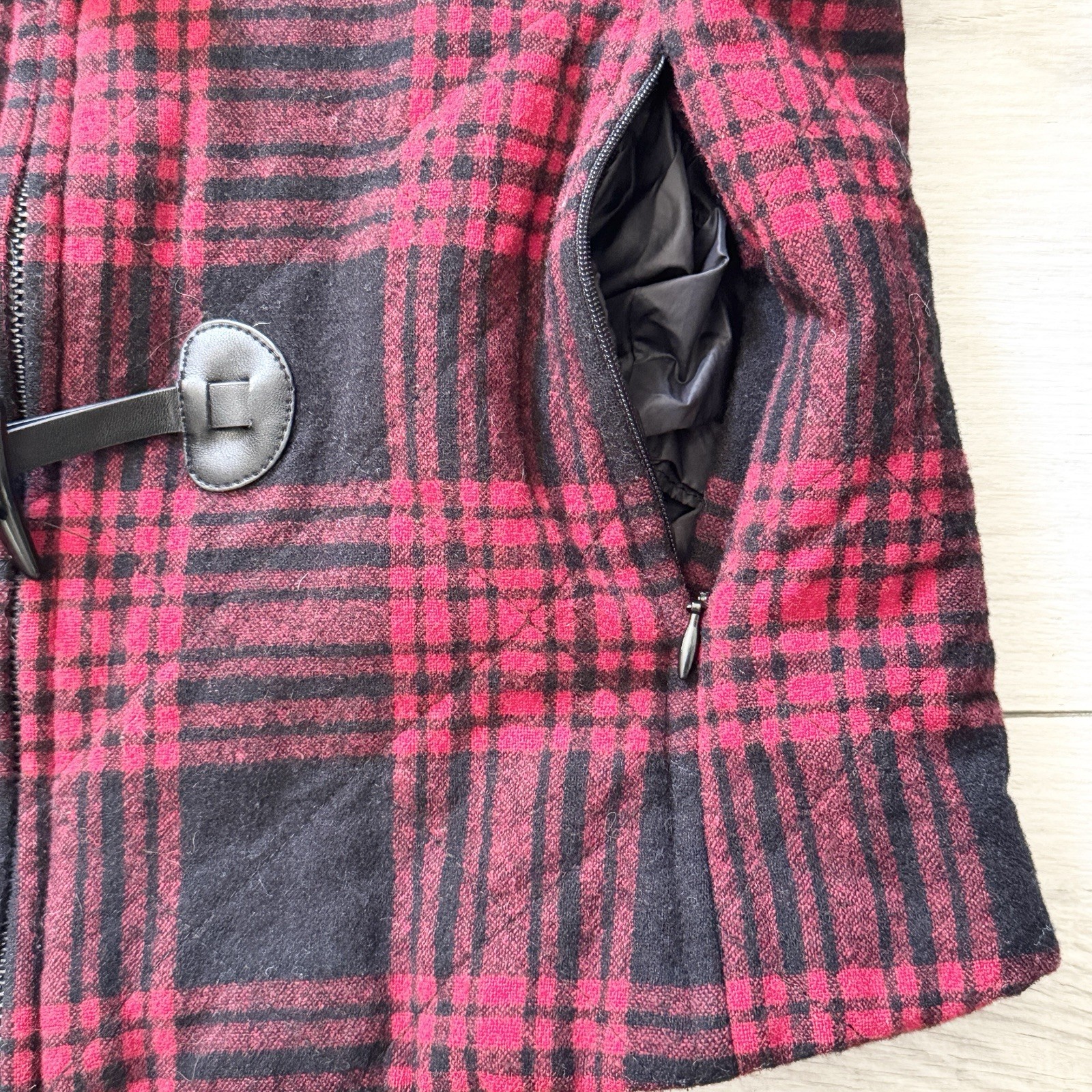 Pendleton Womens XS Red Black Plaid Wool Duffle T… - image 6