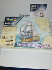 RAVELL  1/225 HMS VICTORY BATTLE OF TRAFALGAR SET Model Kit POSTER & PAINT 12 + 