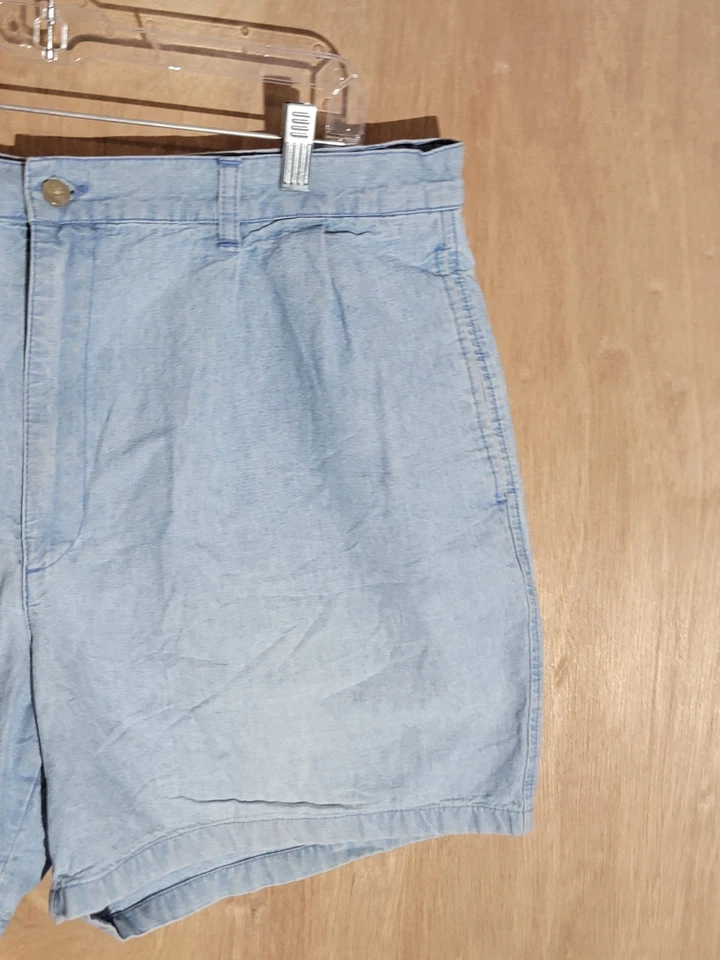 Pantalones cortos plisados de mezclilla azul para hombre Club Room by Charter Club talla 38 100 % algodón Foto 3 de 4