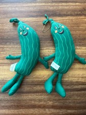 VINTAGE 1984 Hallmark Crazy Crop - Cole Q. Cumber Plushes