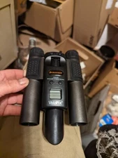 Celestron VistaPix 10x25 Binocular with Built-in 1.3 Megapixel Digital Camera 